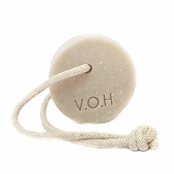 voh scrub soap on a rope with rhassoul clay and pumice powder for feet 90g